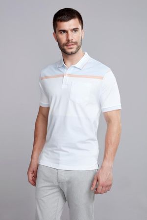 Polo Manga Curta com Bolso Comfort Malha - Branco / Laranja Pêssego