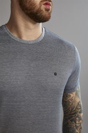 Camiseta Manga Curta Pima Slim Fit - Azul Marinho / Branco