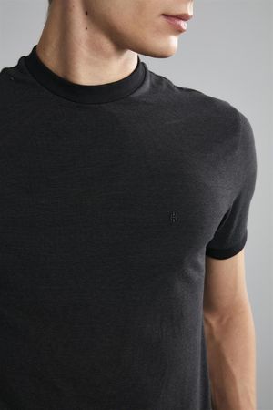 Camiseta Manga Curta Malha Slim Fit - Preto / Cinza Chumbo