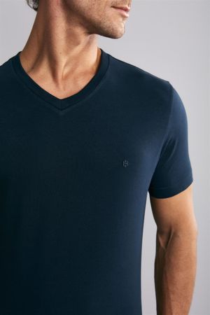 Camiseta Manga Curta Básica Malha Slim Fit - Azul Marinho