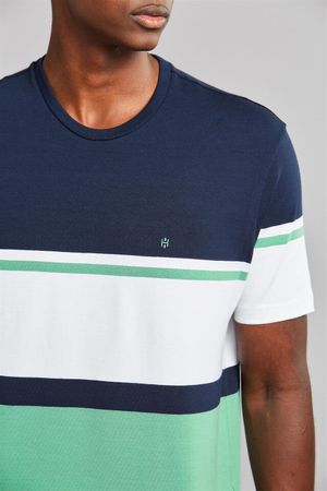 Camiseta Manga Curta Comfort Malha - Azul Marinho / Verde Folha