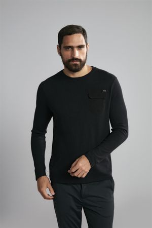 Camiseta Manga Longa com Bolso Slim Fit - Preto