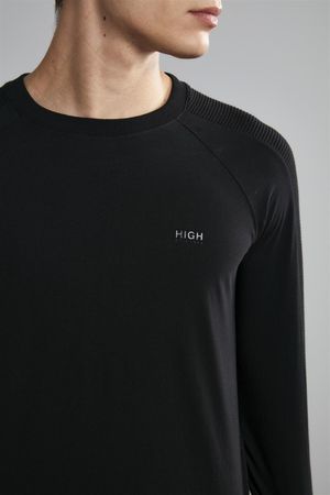 Camiseta Manga Longa Slim Fit - Preto