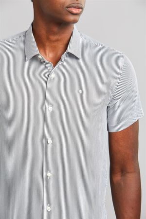 Camisa Manga Curta Fio Tinto Slim Fit - Preto
