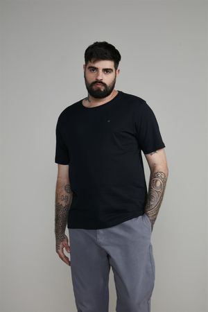 Camiseta Manga Curta Malha Básica Slim Fit - Preto