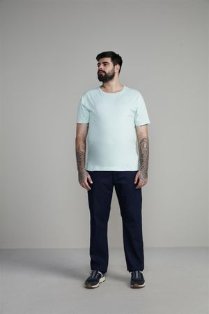 Camiseta Manga Curta Malha Básica Slim Fit - Azul Acqua