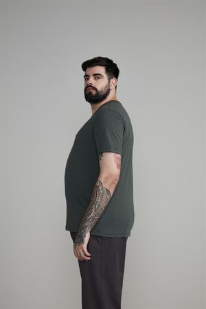 Camiseta Manga Curta Malha Básica Slim Fit - Verde Escuro