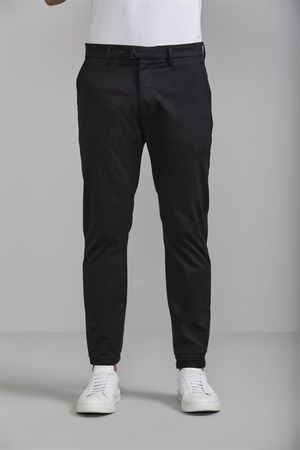 Calça Comfort Sarja - Preto