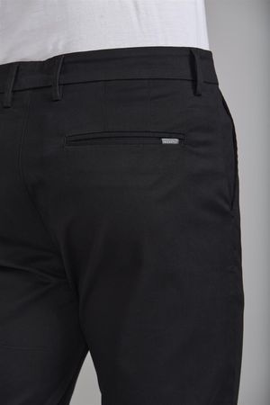 Calça Comfort Sarja - Preto