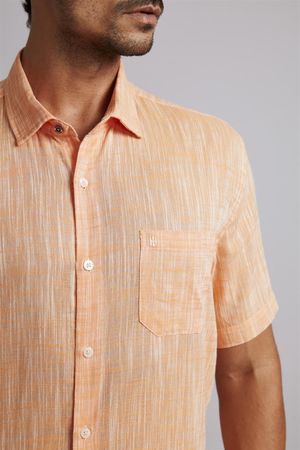 Camisa Manga Curta com Bolso Comfort - Laranja