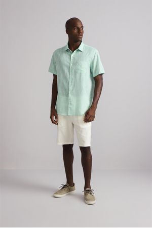 Camisa Manga Curta com Bolso Comfort - Verde