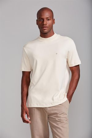 Camiseta Gola Média Comfort - Bege Areia